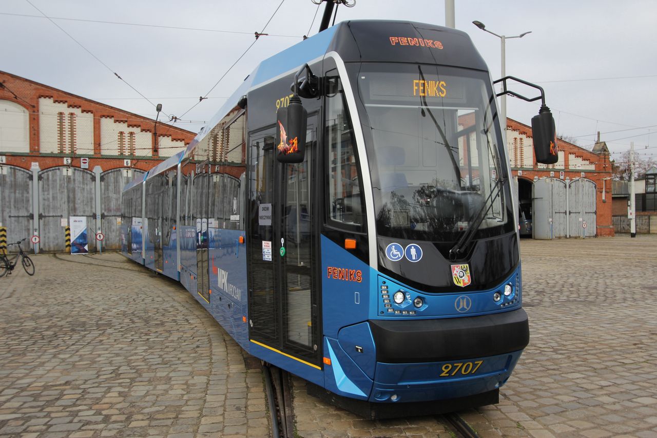 Wrocław. Tramwaj jak feniks z popiołów. Odrodził się i wrócił w tradycyjnych barwach