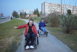 "To tylko kilka dni": realna pomoc czy zabawa z celebrytami? Obejrzeliśmy pierwszy odcinek