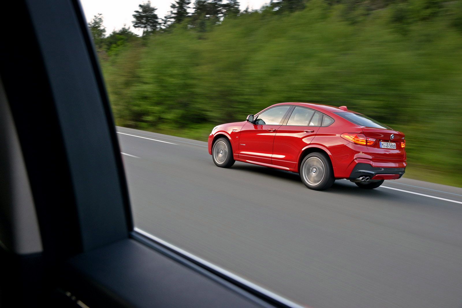 Nowe BMW X4 w oficjalnej galerii zdjęć 13