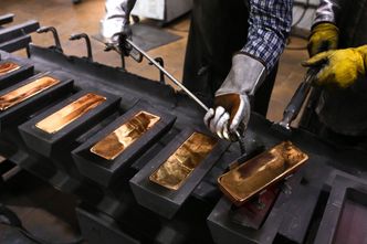 Rosyjskie rezerwy złota topnieją. Spada też zabezpieczenie w walutach obcych