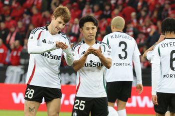 Legia ograła Widzew na oczach Bońka. Mecz kończyła... w dziewiątkę