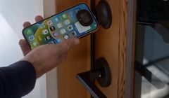 iPhone zamiast kluczy do drzwi: Apple sprzedaje inteligentny zamek