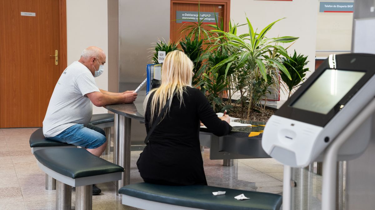 Urzędy Skarbowe przechodzą na obsługę teleinformatyczną podatników.