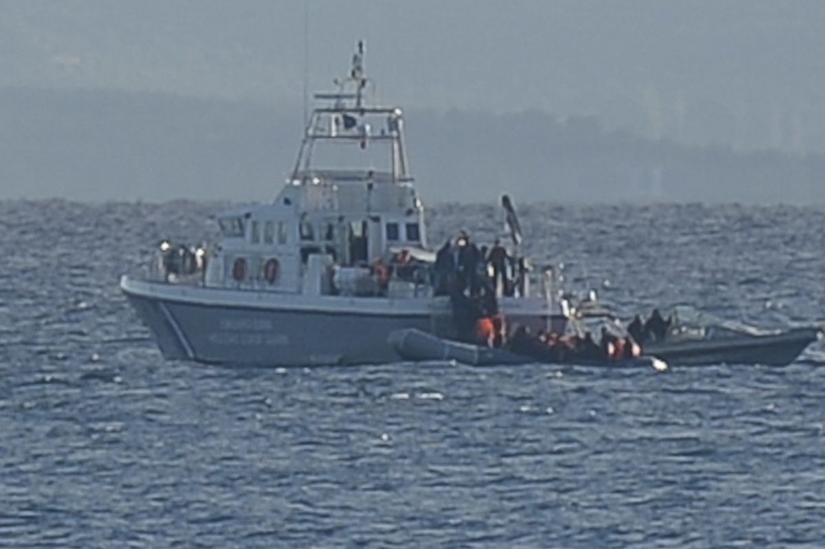 Photo of the rescue operation for migrants by the Greek coast guard. According to witnesses, there were also instances where migrants were being pushed into the sea by the guards.
