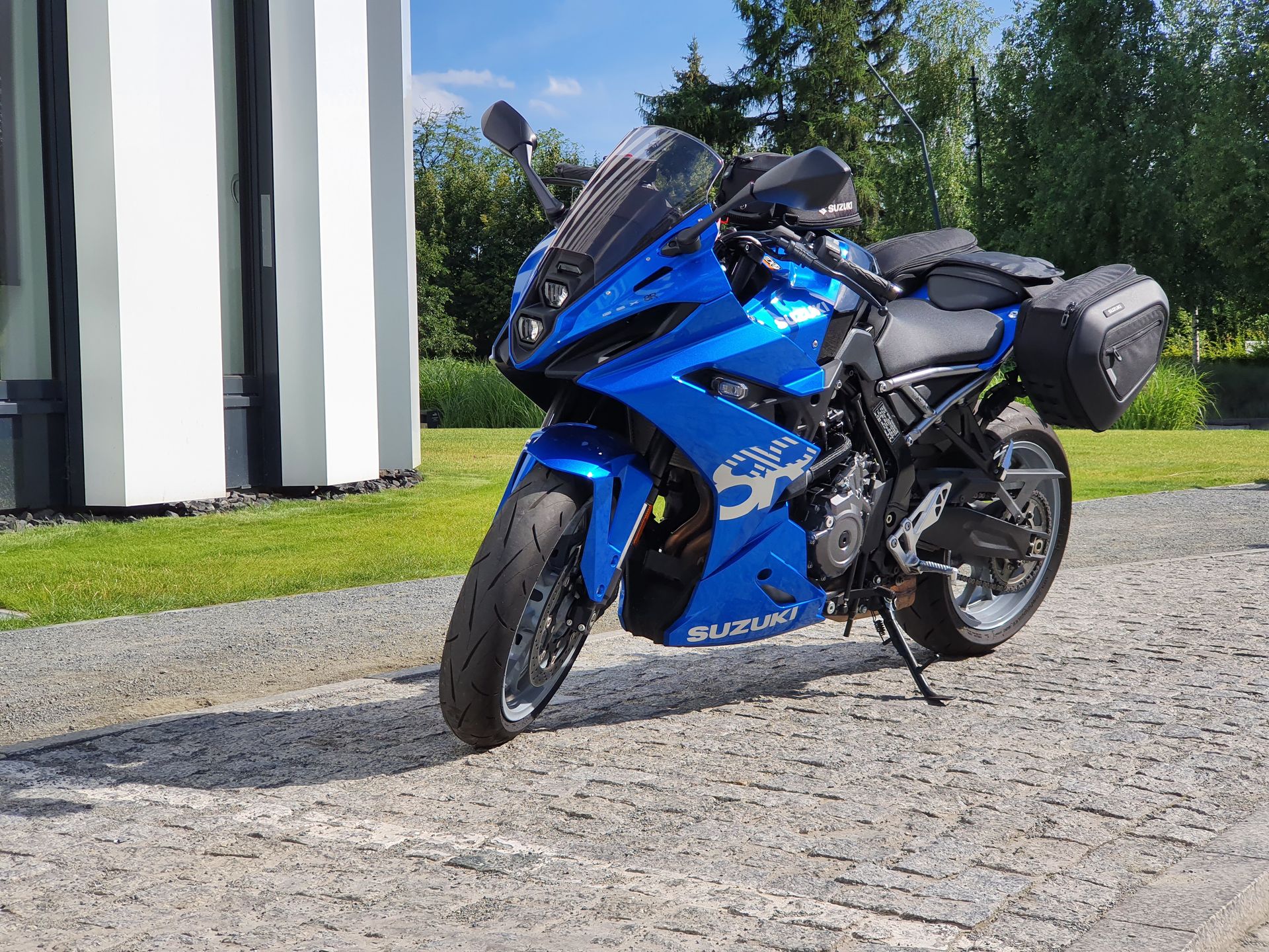 Suzuki GSX-8R