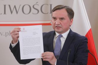 Zbigniew Ziobro straszy UE. Ekonomista: "Przekroczenie wszelkich granic"