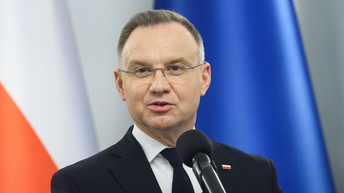 Warszawa, 03.02.2025. Prezydent RP Andrzej Duda podczas uroczystości dokonania zmian w kierownictwie Kancelarii Prezydenta RP oraz kierownictwie Biura Bezpieczeństwa Narodowego, 3 bm. w Pałacu Prezydenckim w Warszawie. (jm) PAP/Leszek Szymański