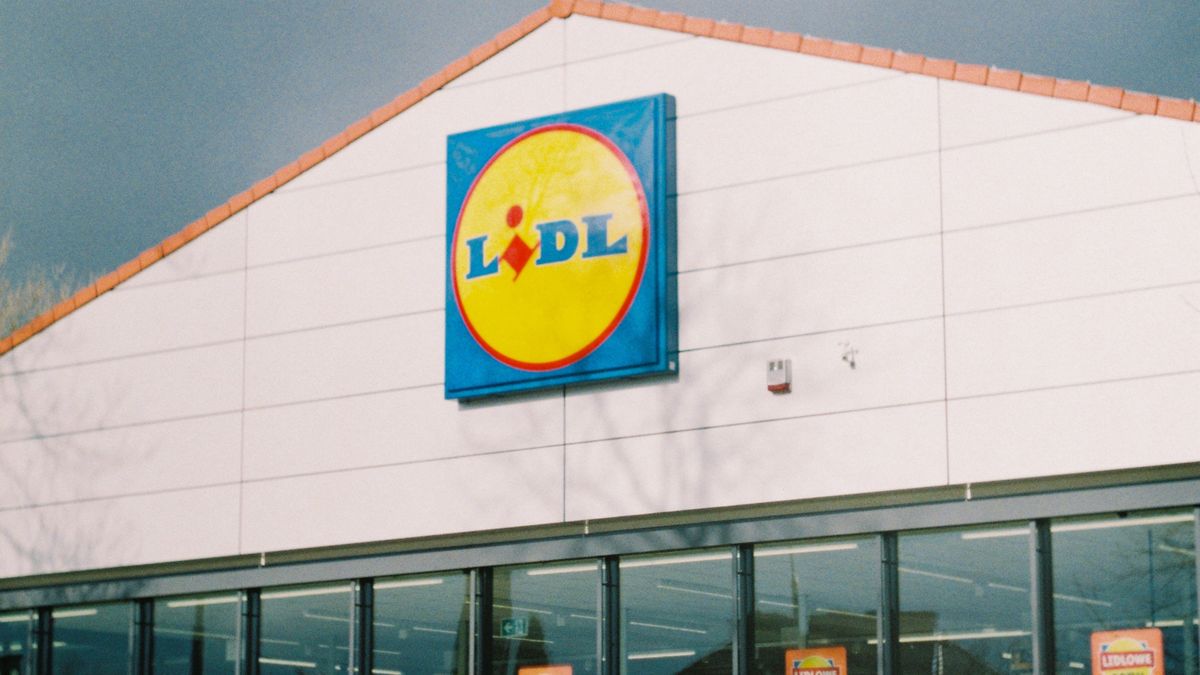 Problemy z rotacją i znalezieniem nowych pracowników w sieciach handlowych.