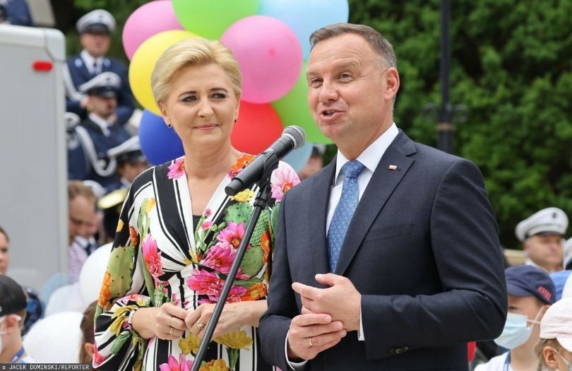 Andrzej Duda i Agata Duda promują bezpieczne wakacje