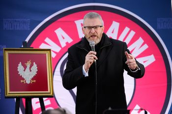 Siostra Brauna o relacjach w rodzinie. "Jestem czarną owcą"