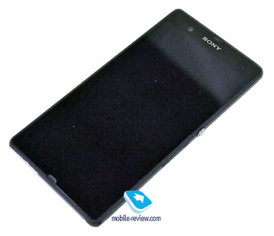 Sony Yuga (fot. mobile-review.com)