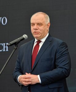 Minister Jacek Sasin i geografia. Starosta włodawski zaprasza na wycieczkę po okręgu, z którego jest posłem