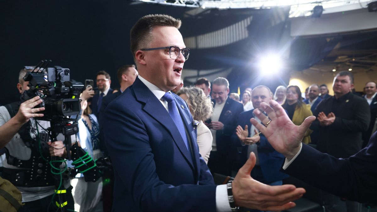 Szymon Hołownia wystąpił na wiecu.