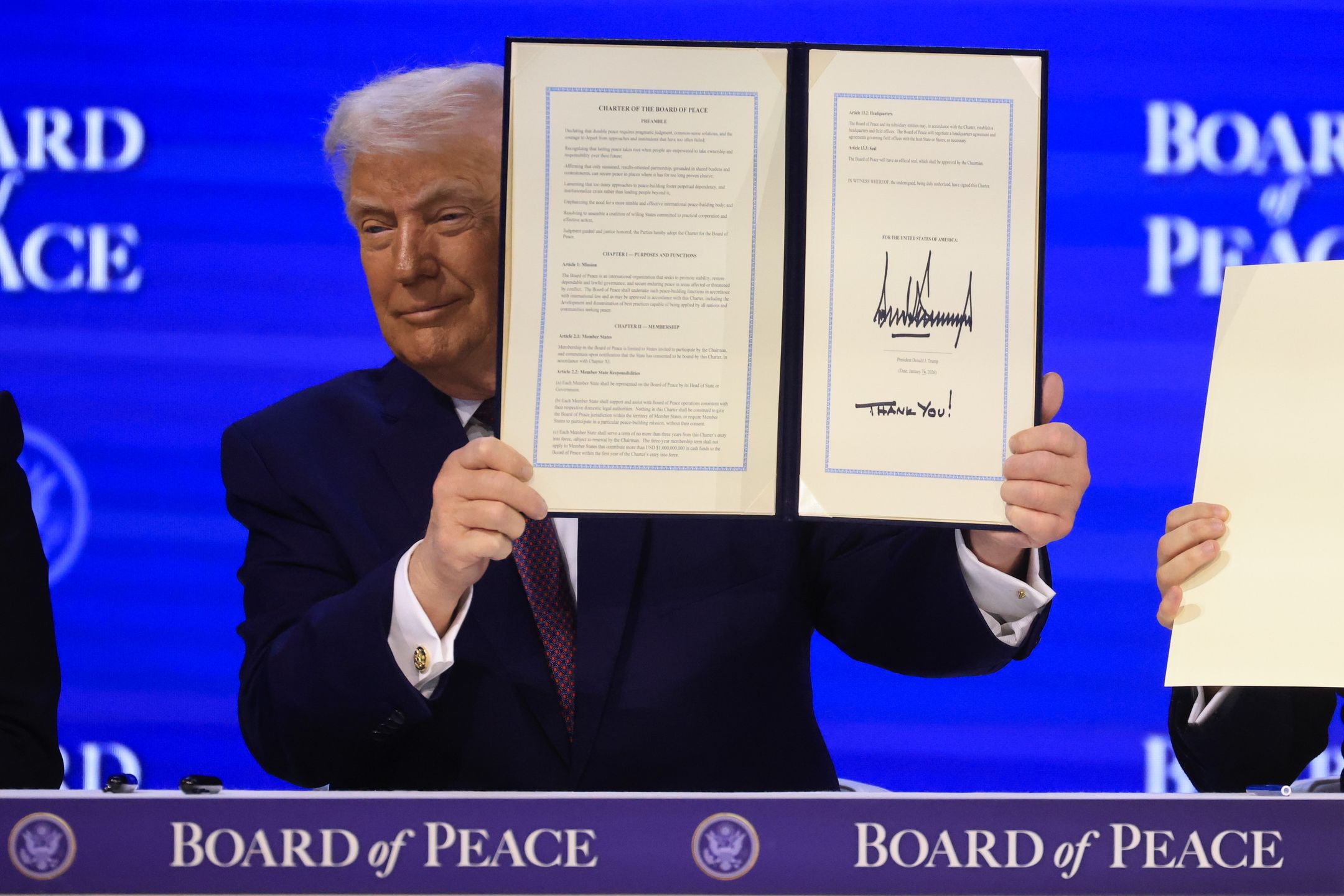 Donald Trump ogłaszający w Davos powstanie Rady Pokoju