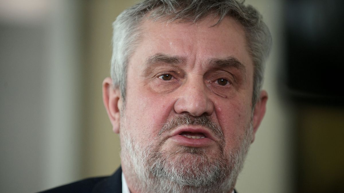 Jan Krzysztof Ardanowski krytykuje działania rządu dla rolnictwa 
