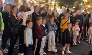 Przystawali i nagrywali. "Magia" na Krupówkach. Tym razem nie Romowie