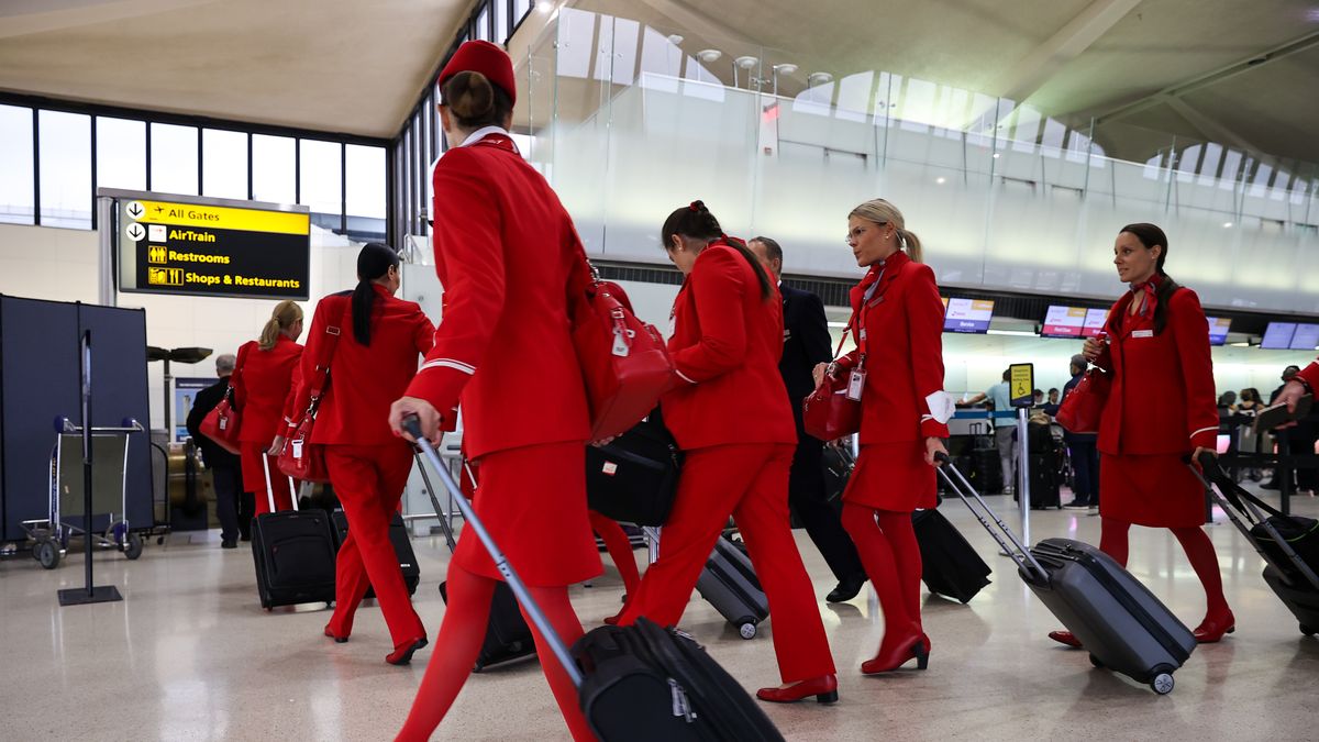 NEW JERSEY, UNITED STATES - MAY 27: Crew members are seen in New Jersey, United States on May 27, 2022. As the cabin attendants working for airline companies in the USA constitute the oldest flight crew in the world, the reasons for their age above the world average are the union rights that make it difficult to be fired and the fact that the stewardess is among the professions that bring the highest income according to the level of education. (Photo by Tayfun Coskun/Anadolu Agency via Getty Images)