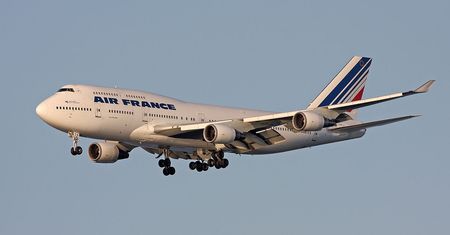 Otwarcie granic. Air France wraca do Polski. Dokąd polecimy i na jakich zasadach?