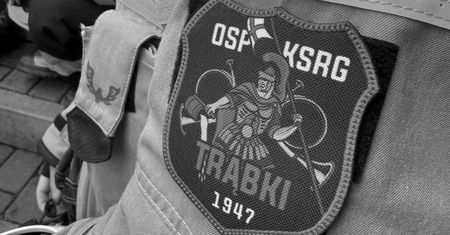 O 18 zawyły syreny. 35-letni strażak jechał na akcję. Nie żyje