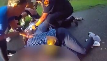 Trzymali się za ręce. Nagle uderzył piorun. Dramat w USA