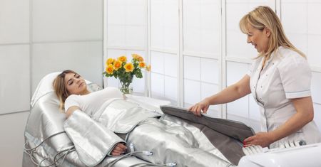 Drenaż limfatyczny - charakterystyka, wskazania, przeciwwskazania, efekty