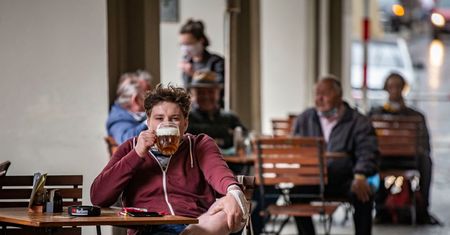 Pokoleniowa zmiana w Czechach. Efekt widać w pubach