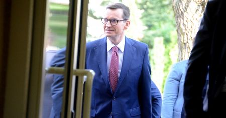 Morawiecki obiecuje, spółki Skarbu Państwa nie będą miały wyjścia? Chodzi o...