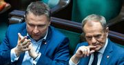 Siedzi w Sejmie obok Tuska. Ujawnia plan