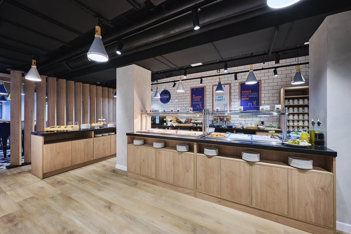 Hotel Holiday Inn Express Lublin - bufet restauracji