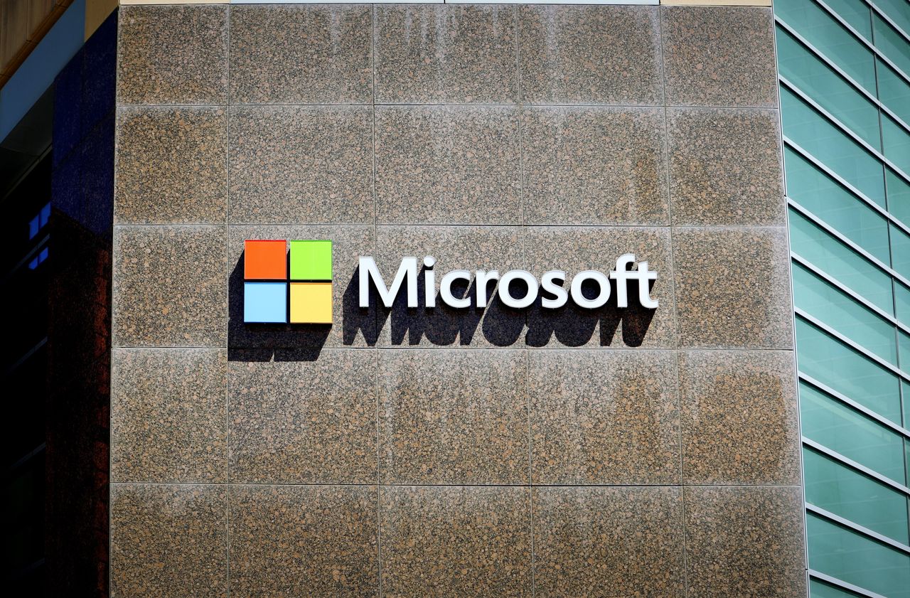 Microsoft załatał już poważną lukę w aplikacji Teams, fot. Raymond Boyd/Getty Images