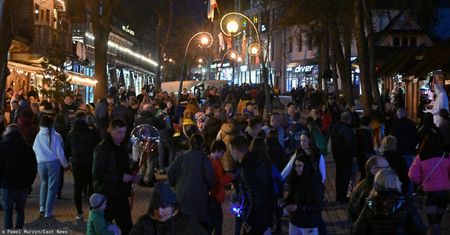 Polacy tłumnie ruszyli na majówkę. Królują dwa miasta