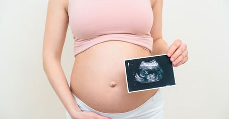 Czy jestem w ciąży – objawy, test ciążowy
