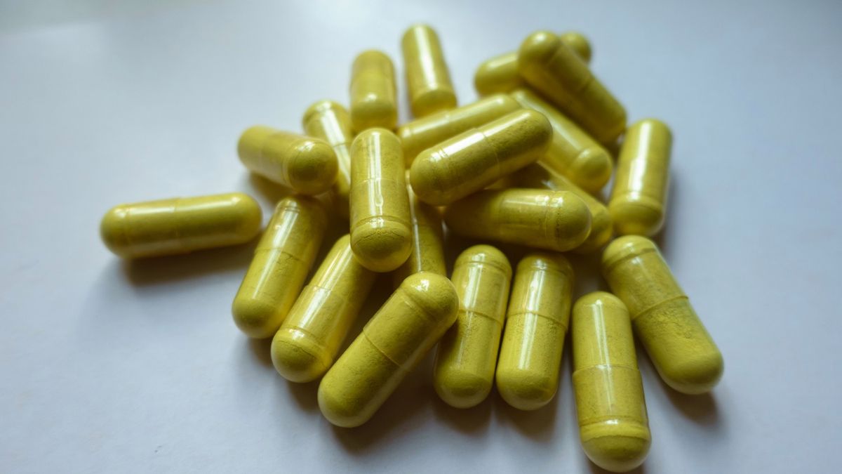 Nowa moda na odchudzanie. TikTokerzy testują działanie berberyny