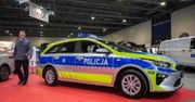 Metamorfoza policyjnych samochodów. Będzie nowy kolor i hasło