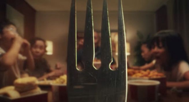 KFC Kanada oskarżone o rasizm za reklamę "Finger Lickin Good"