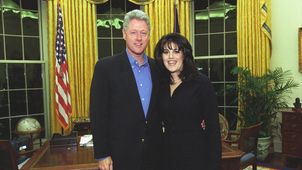 Monika Lewinsky i Bill Clinton. Skandal, który wstrząsnął USA