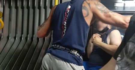 Wparował do autobusu w Gdańsku. Pasażerowie byli przerażeni