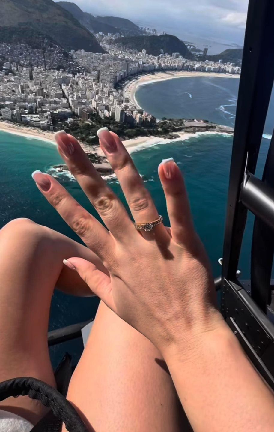 Krystyna Sokołowska z "PnŚ" zaręczyła się w przestworzach