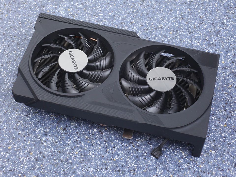 Karta graficzna Gigabyte GeForce RTX 4060 WindForce OC - chłodzenie WindForce 2X