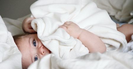 Pielęgnacja od pierwszych dni życia. Jak dbać o skórę maluszka?
