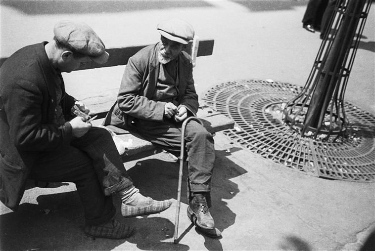 Fotografie uliczne z Francji z lat 1930-70 9