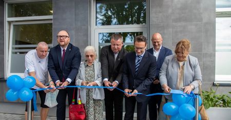 Pod Dębową Górą powstają nie tylko nowe mieszkania. Seniorzy mają też swój klub