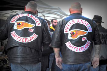 Ogromna operacji policji w kilku krajach. Celem grupa Hells Angels