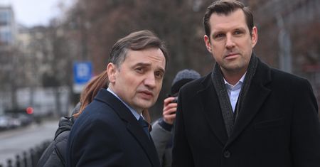 Ziobro już wyjeżdża z Polski. Podał powód