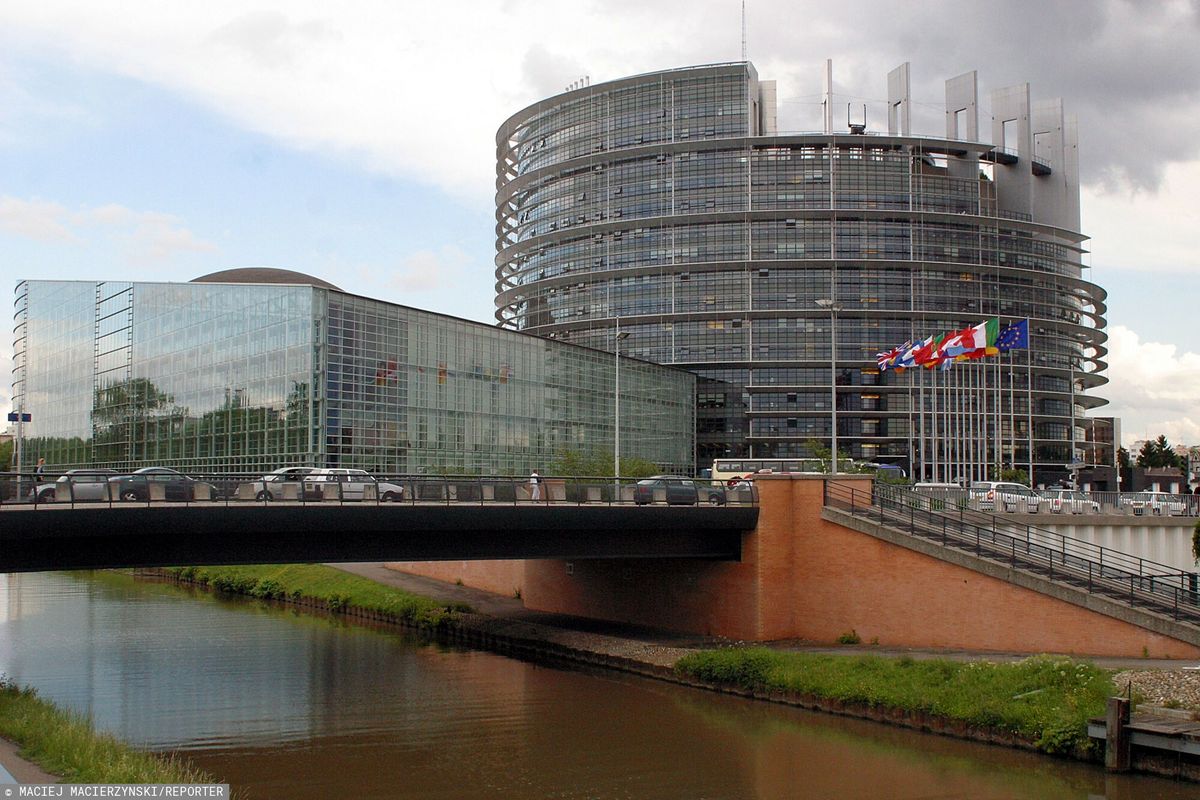 Parlament Europejski przyjął rezolucję ws. aborcji w Polsce 