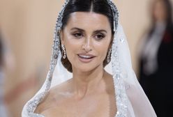 Przyszła na Met Galę 2023. Penelope Cruz wyglądała, jakby szła do ołtarza