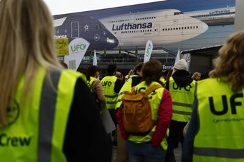 Piloci grożą strajkiem. Utrudnienia mogą dotknąć Polaków