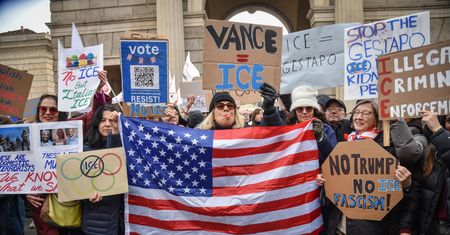 Agenci ICE na igrzyskach. Protest w Mediolanie