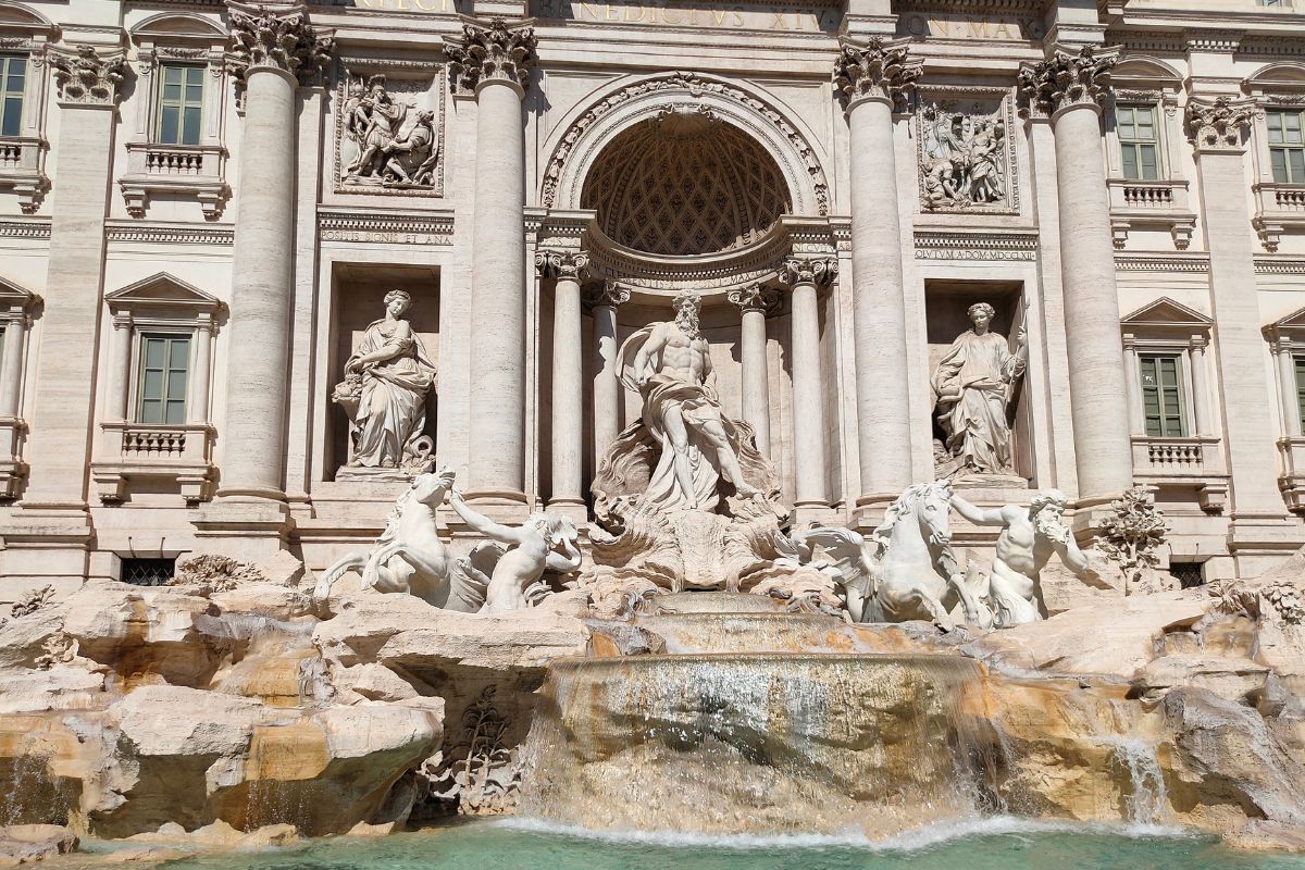 Fontanna  Di Trevi Rzym.