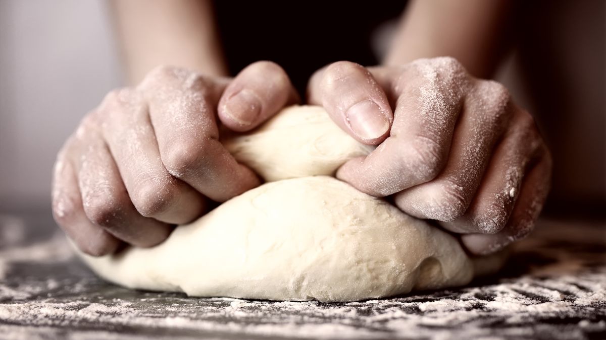 Domowe ciasto na pizzę